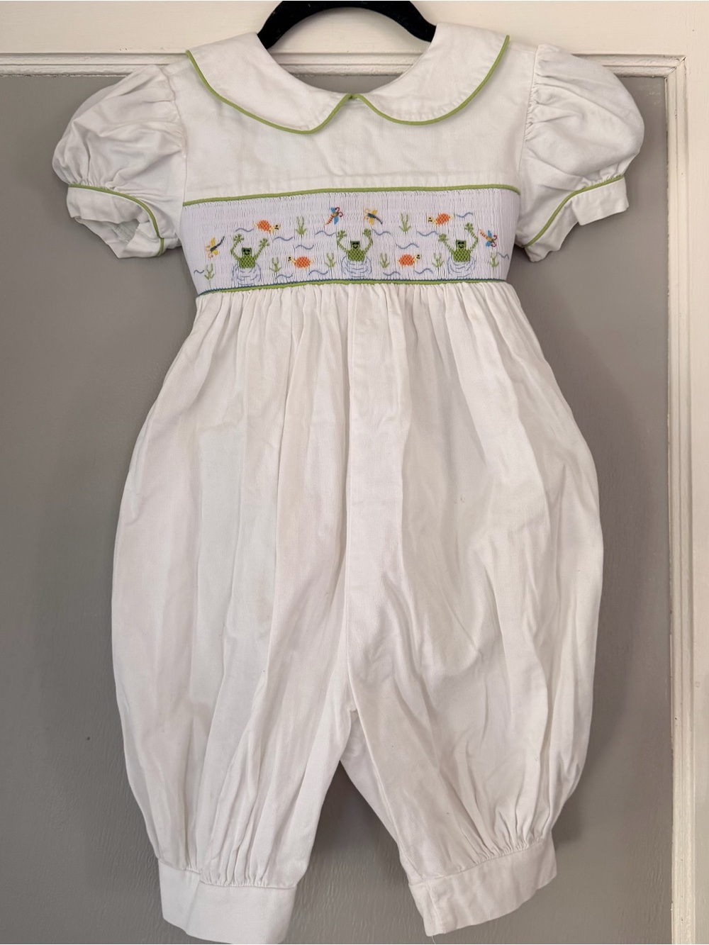 Beaux et Belles Nola embroidered puff sleeve frog romper collar
